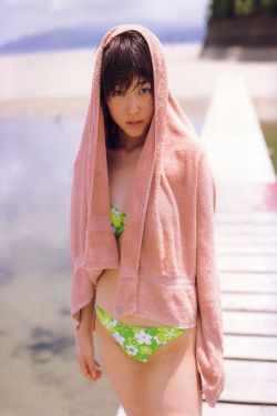 陈都灵